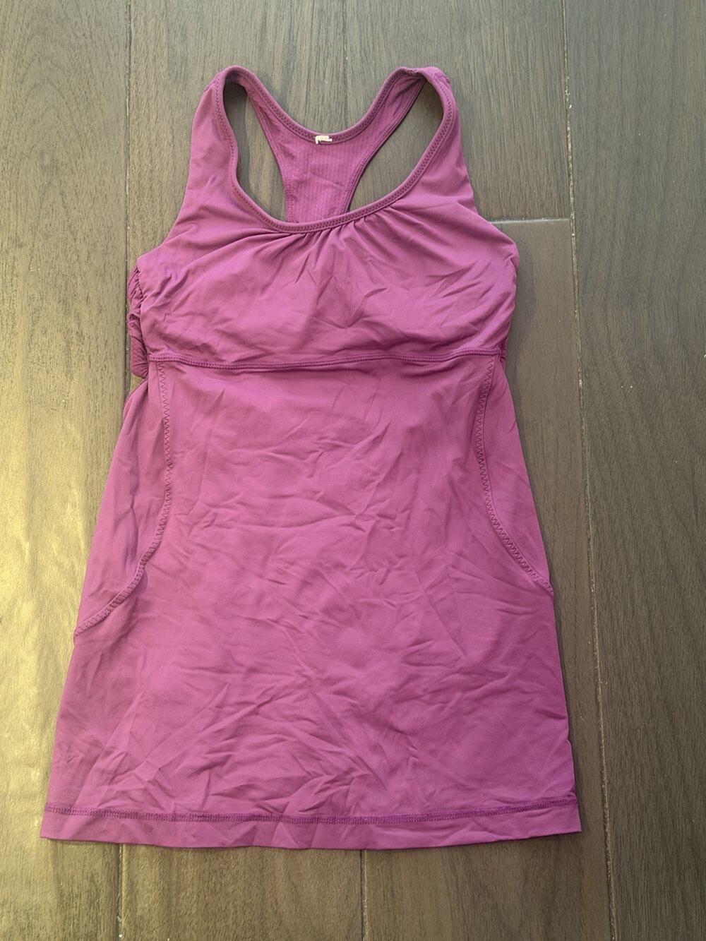 Lululemon Tank Top Womens Built In Bra Racerback Athletic Yoga Workout Sz 4